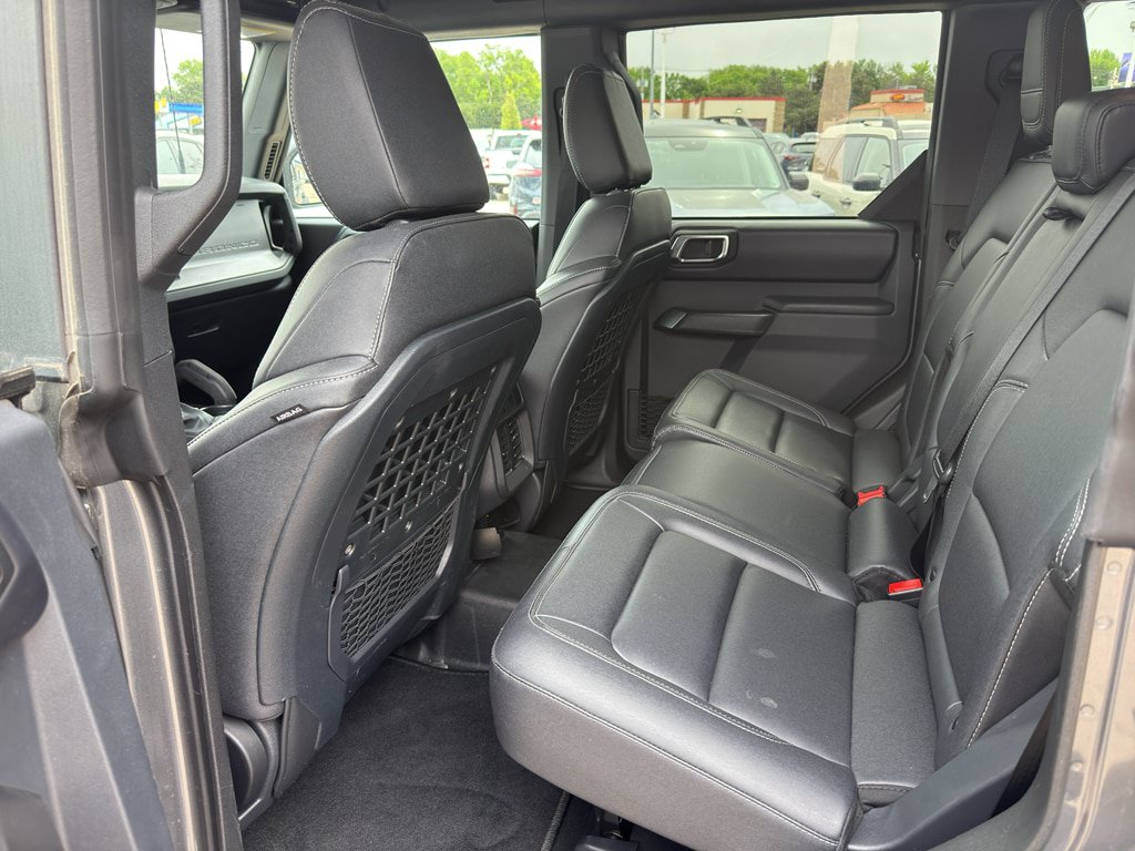 Used 2025 Ford Bronco Badlands AWD/4WD image 10