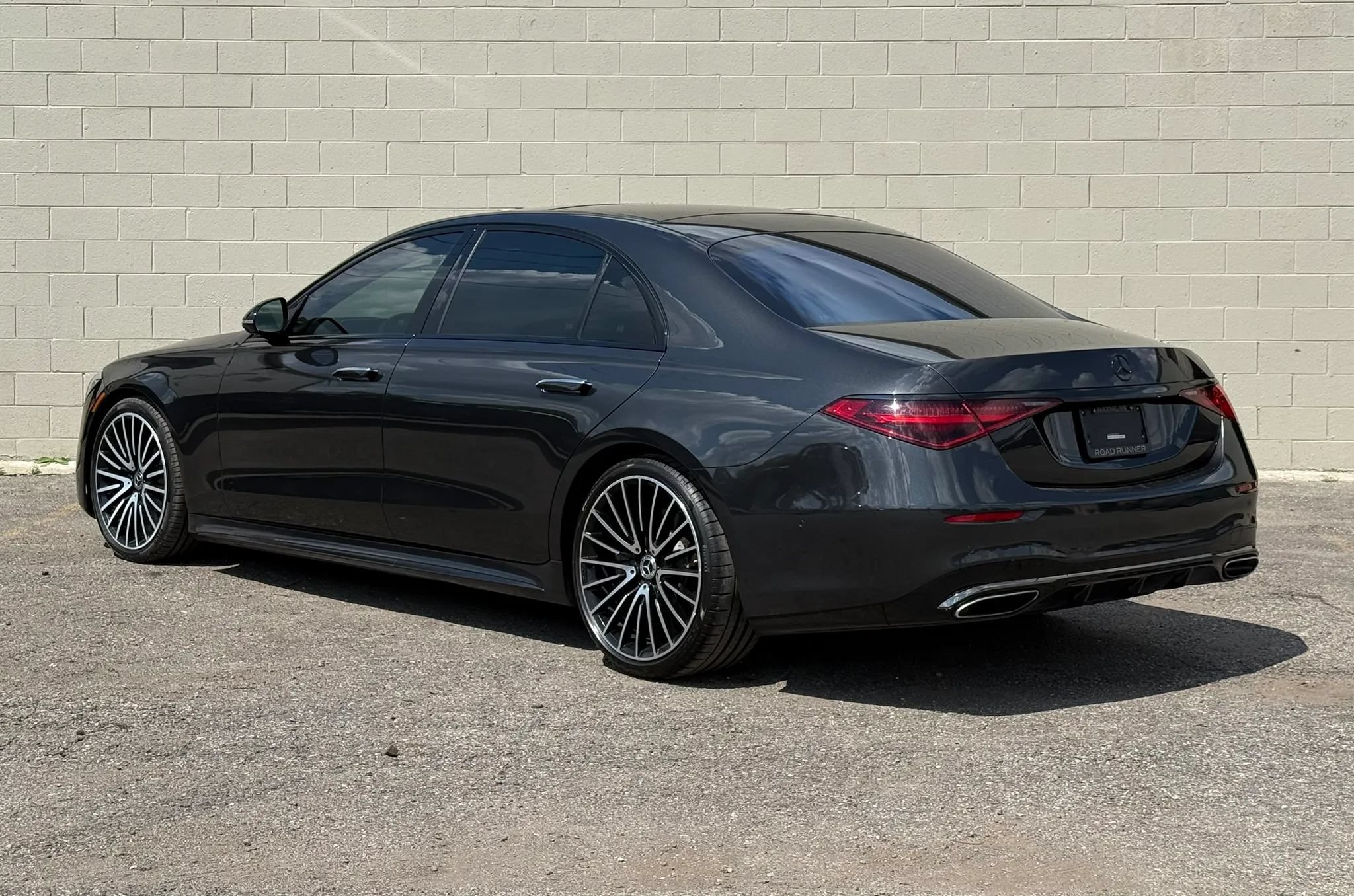 Used 2023 Mercedes-Benz S 580 4MATIC Sedan w/ AMG Line image 5