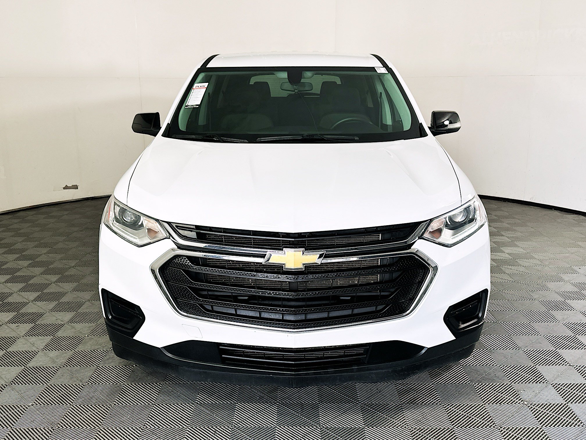Used 2021 Chevrolet Traverse LS FWD image 8