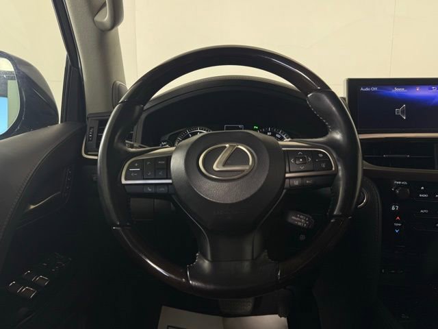 Used 2021 Lexus LX 570 4WD w/ 3rd Row & Luxury Pkg image 27