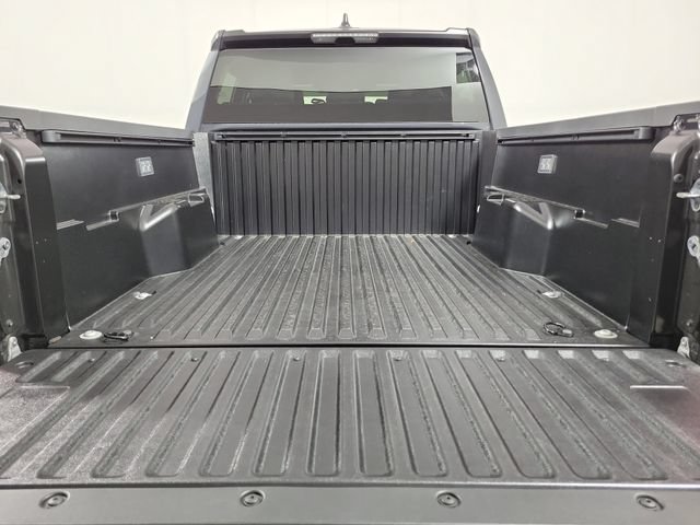 Used 2025 Toyota Tacoma SR RWD image 10