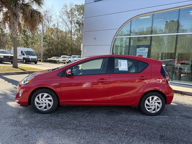 Used 2015 Toyota Prius C Two image 2