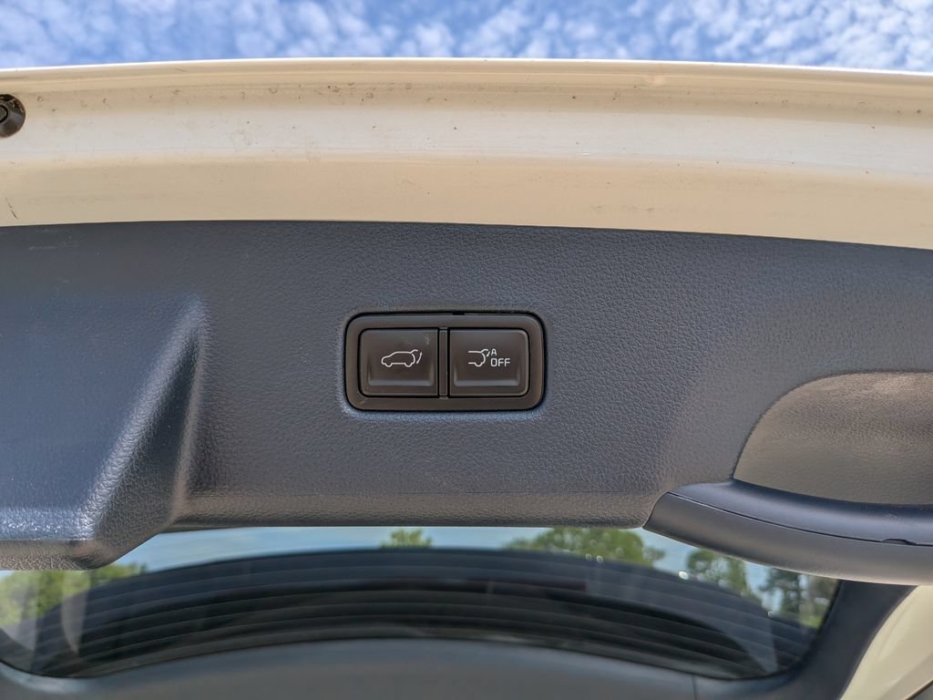 Certified 2026 Kia Carnival SX FWD image 14