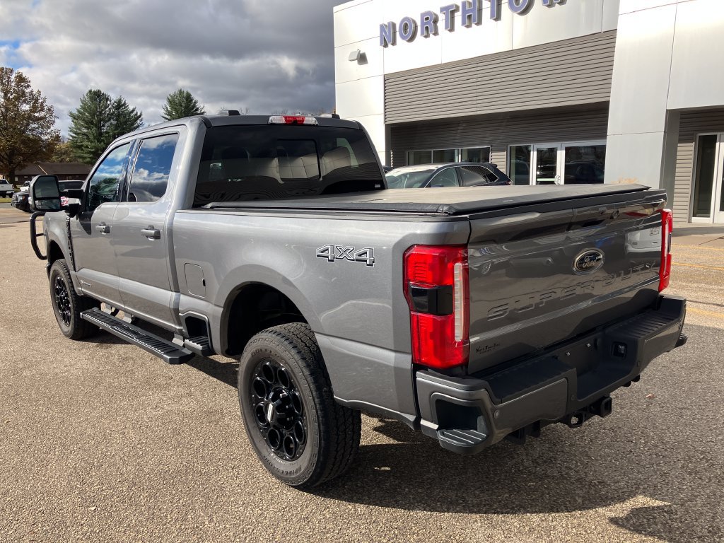 Used 2024 Ford F350 Lariat w/ Lariat Ultimate Package AWD/4WD image 10