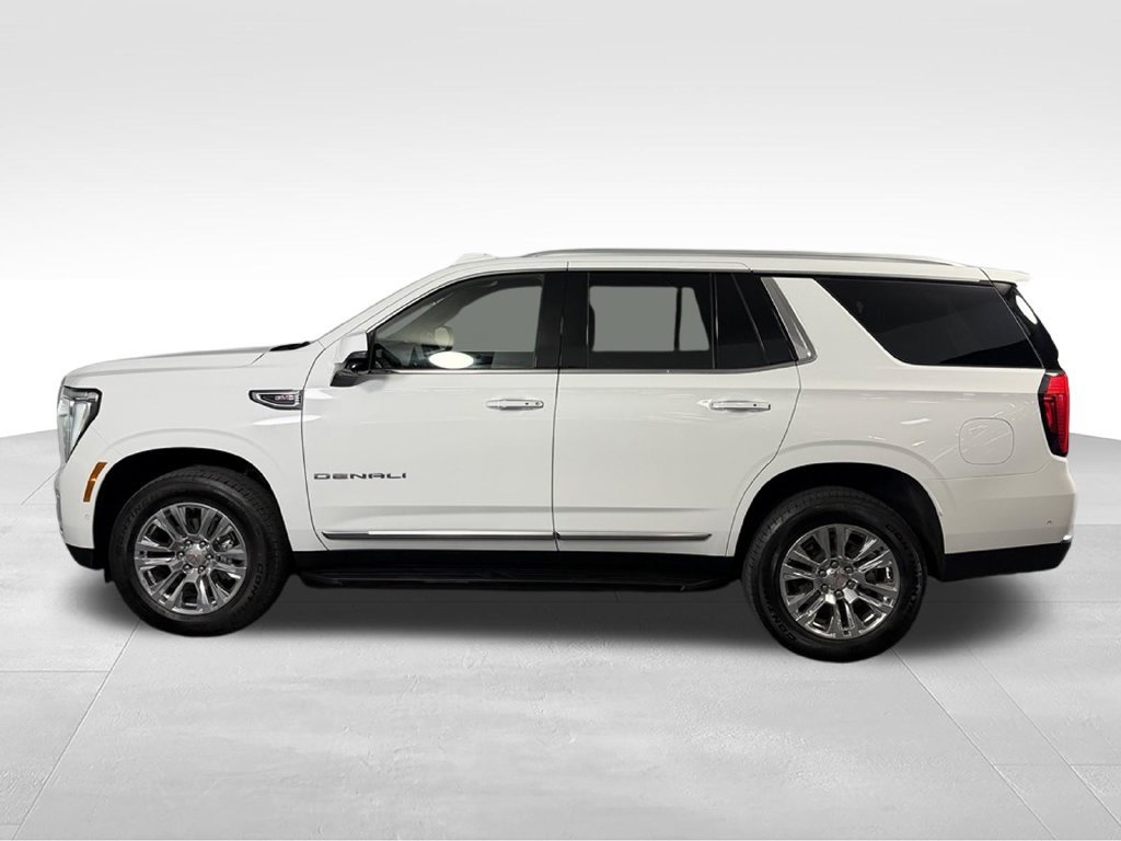 Used 2025 GMC Yukon Denali AWD/4WD image 9