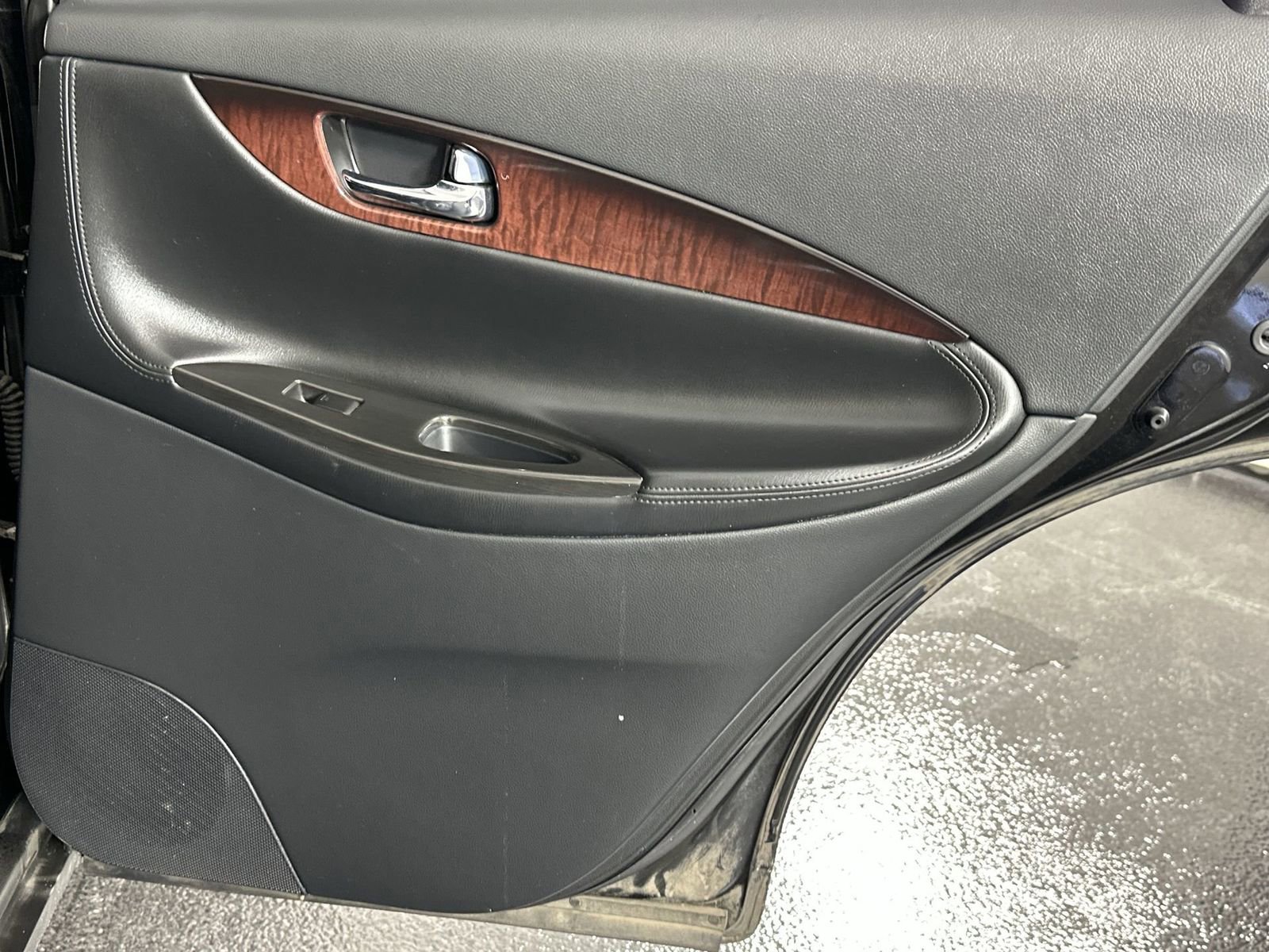 Used 2017 INFINITI QX50 Base w/ Premium Package image 37