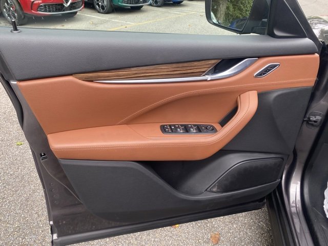 Used 2022 Maserati Levante GT image 17