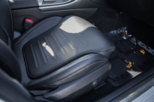 Certified 2023 Mercedes-Benz C 300 4MATIC Sedan image 25