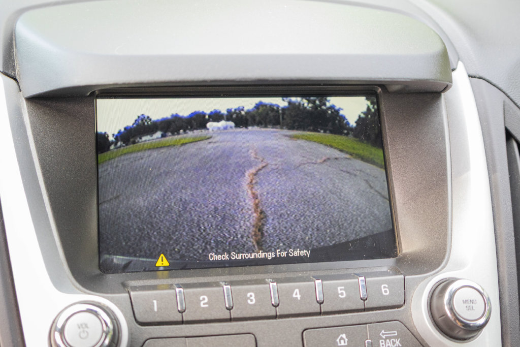 Used 2013 Chevrolet Equinox LT w/ Driver Convenience Package AWD/4WD image 18