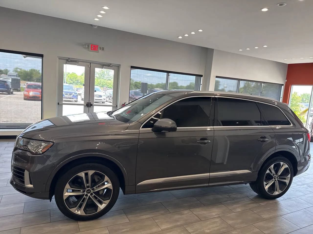 Used 2023 Audi Q7 3.0T Premium Plus AWD/4WD image 6