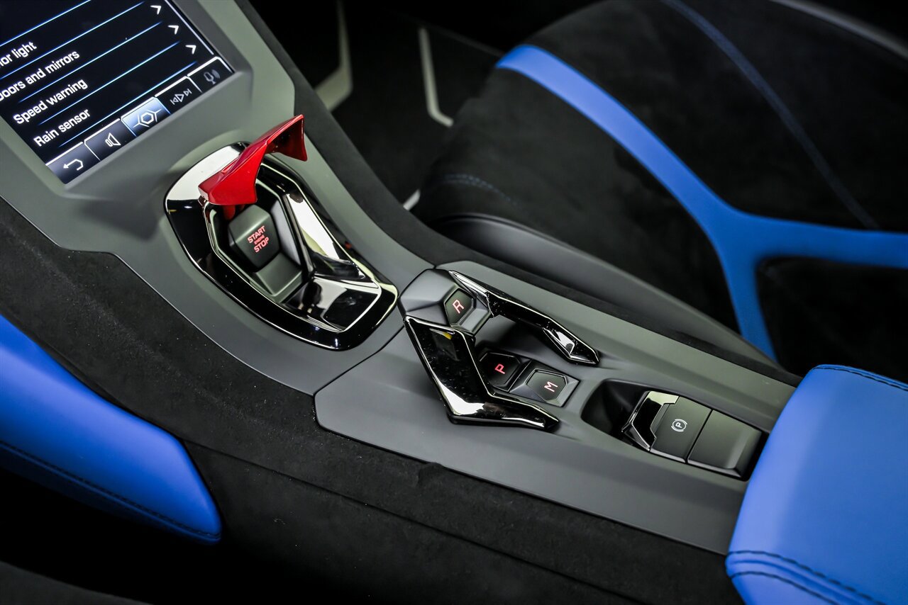Used 2022 Lamborghini Huracan STO RWD image 36