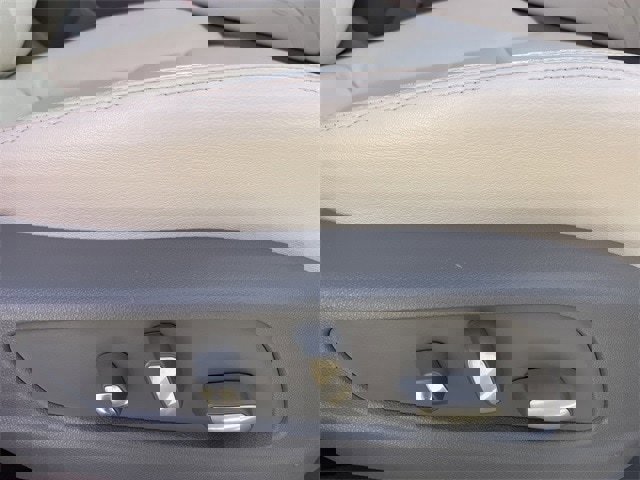 Used 2023 Cadillac XT6 Premium Luxury w/ Technology Package image 29