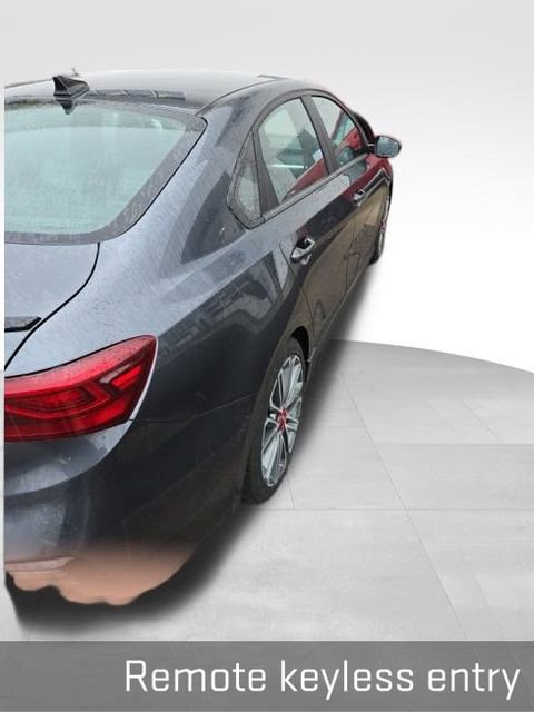 Used 2021 Kia Forte GT image 14