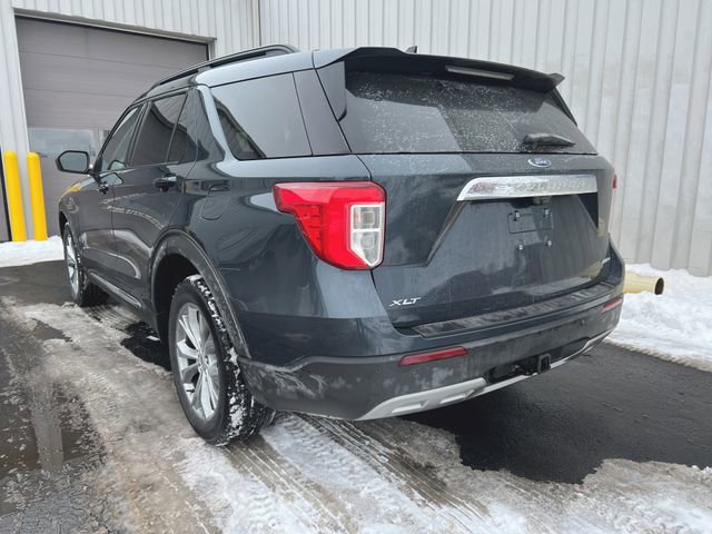 Used 2023 Ford Explorer XLT w/ Equipment Group 202A image 7