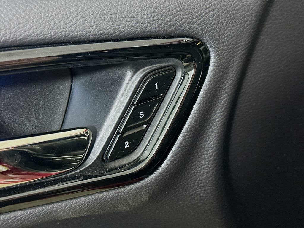 Used 2023 Dodge Durango R/T image 22