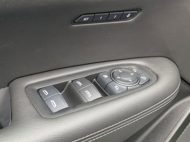 Used 2025 Cadillac XT6 Premium Luxury image 10