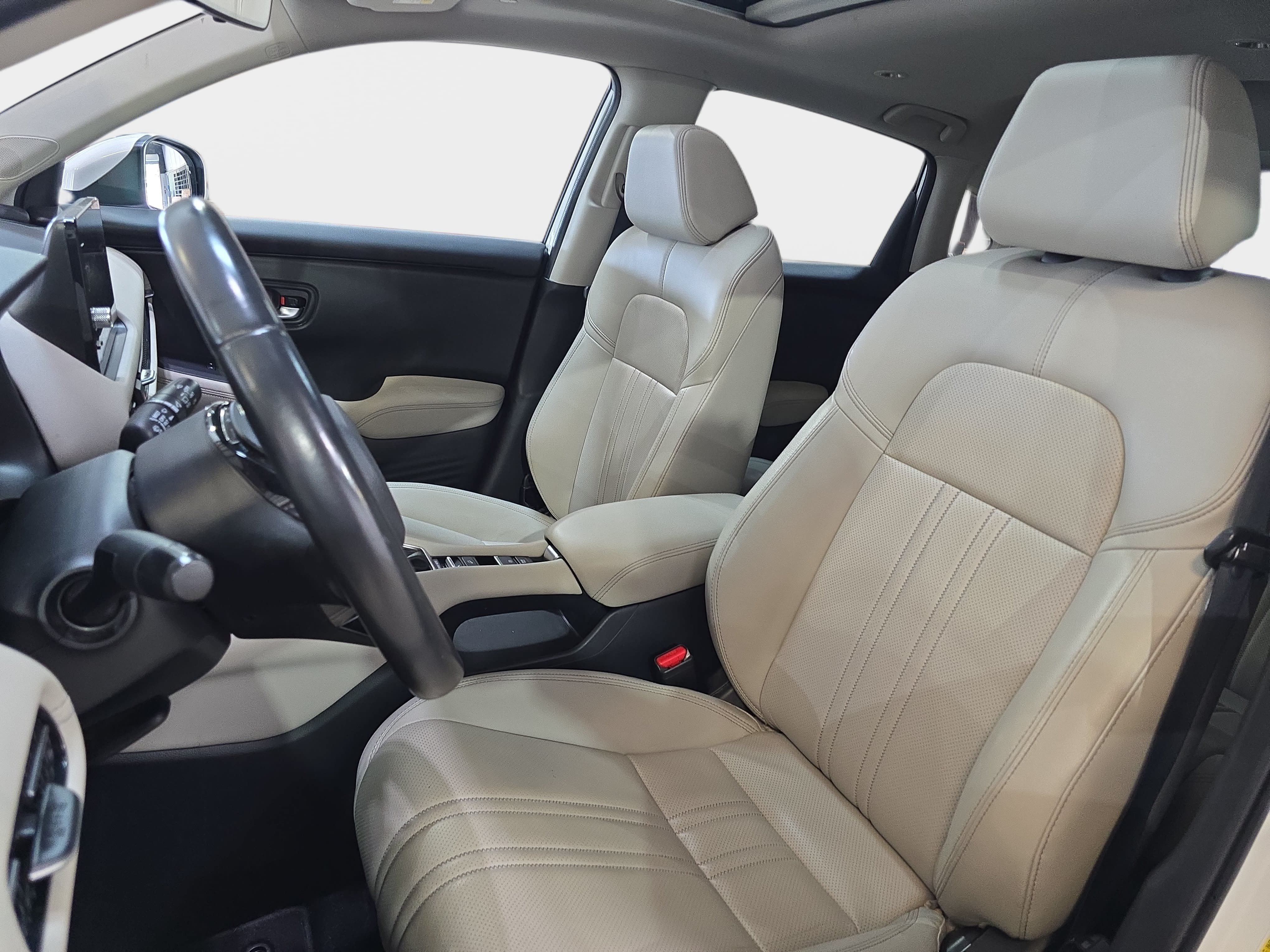 Certified 2024 Honda HR-V EX-L image 12