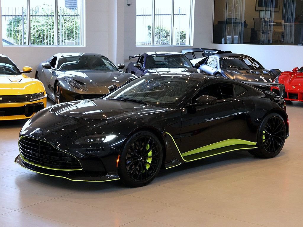 Used 2023 Aston Martin V12 Vantage RWD image 60