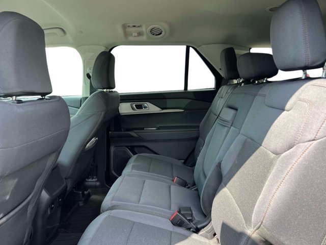 Used 2026 Ford Explorer Active AWD/4WD image 16