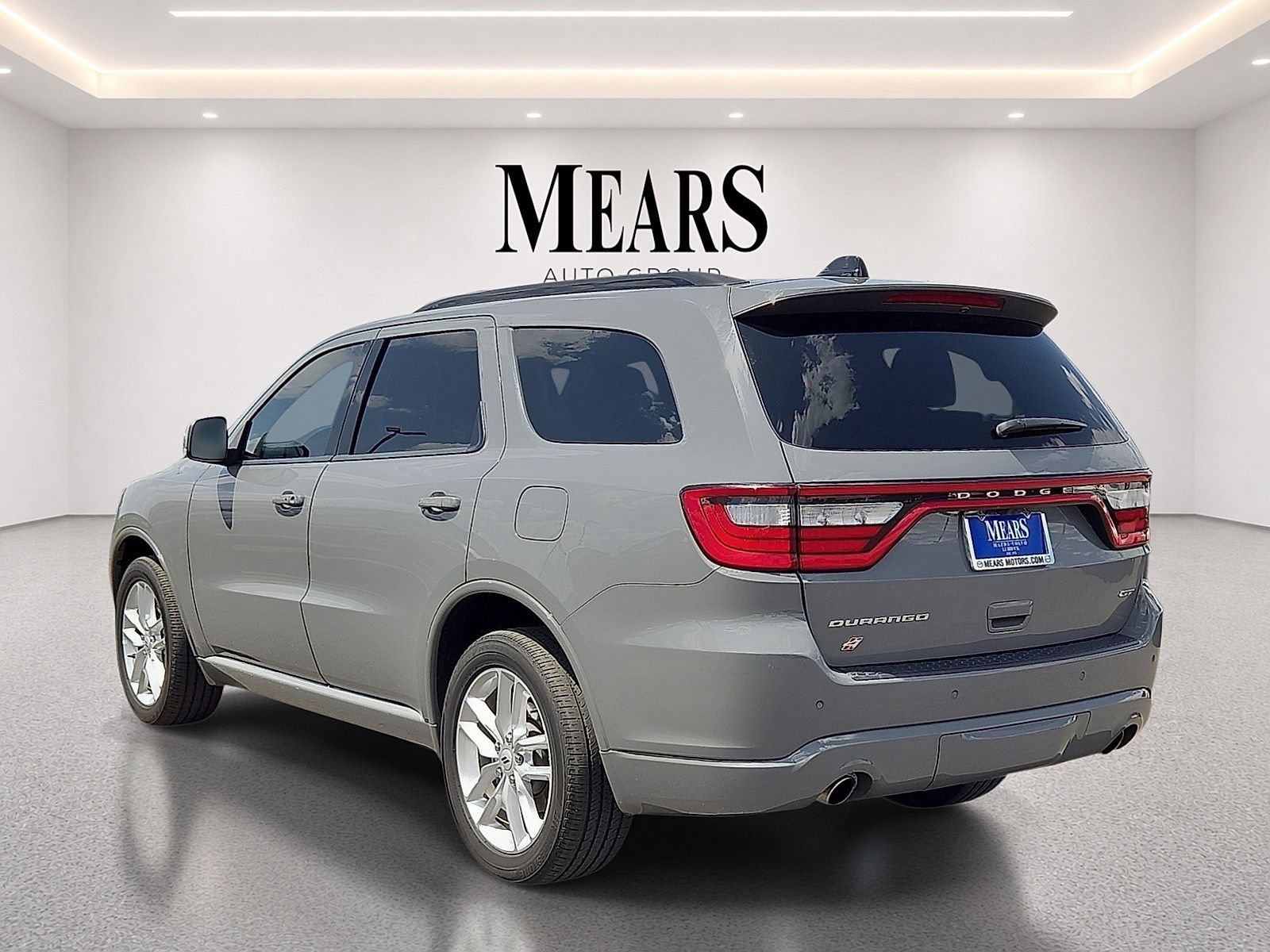 Used 2025 Dodge Durango GT AWD/4WD image 3