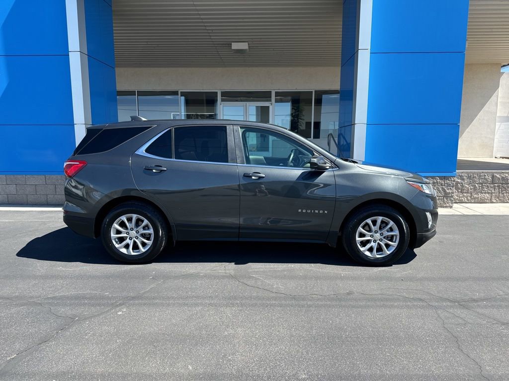 Used 2021 Chevrolet Equinox LT image 2