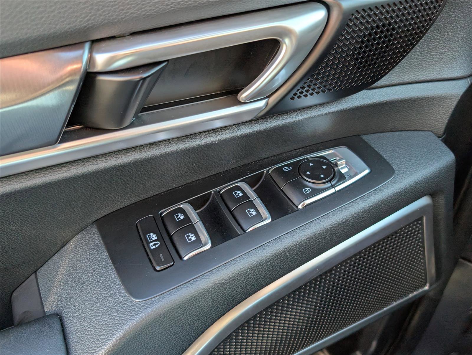 Used 2024 Kia Telluride S w/ S Sunroof Package image 19