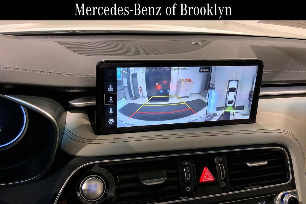 Used 2023 Genesis G70 3.3T w/ Sport Prestige Package image 26