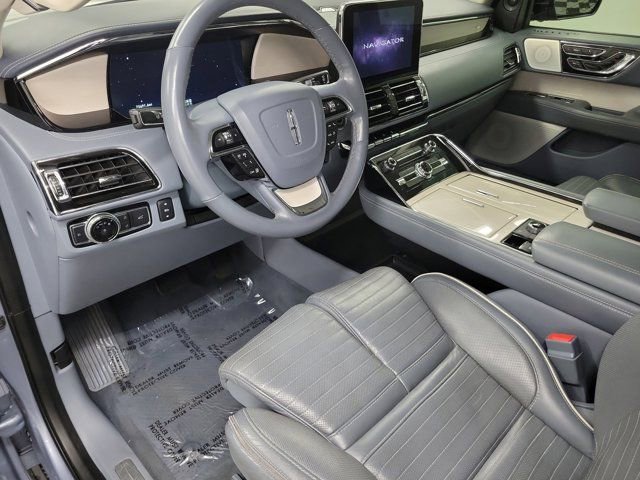 Used 2018 Lincoln Navigator Black Label AWD/4WD image 19
