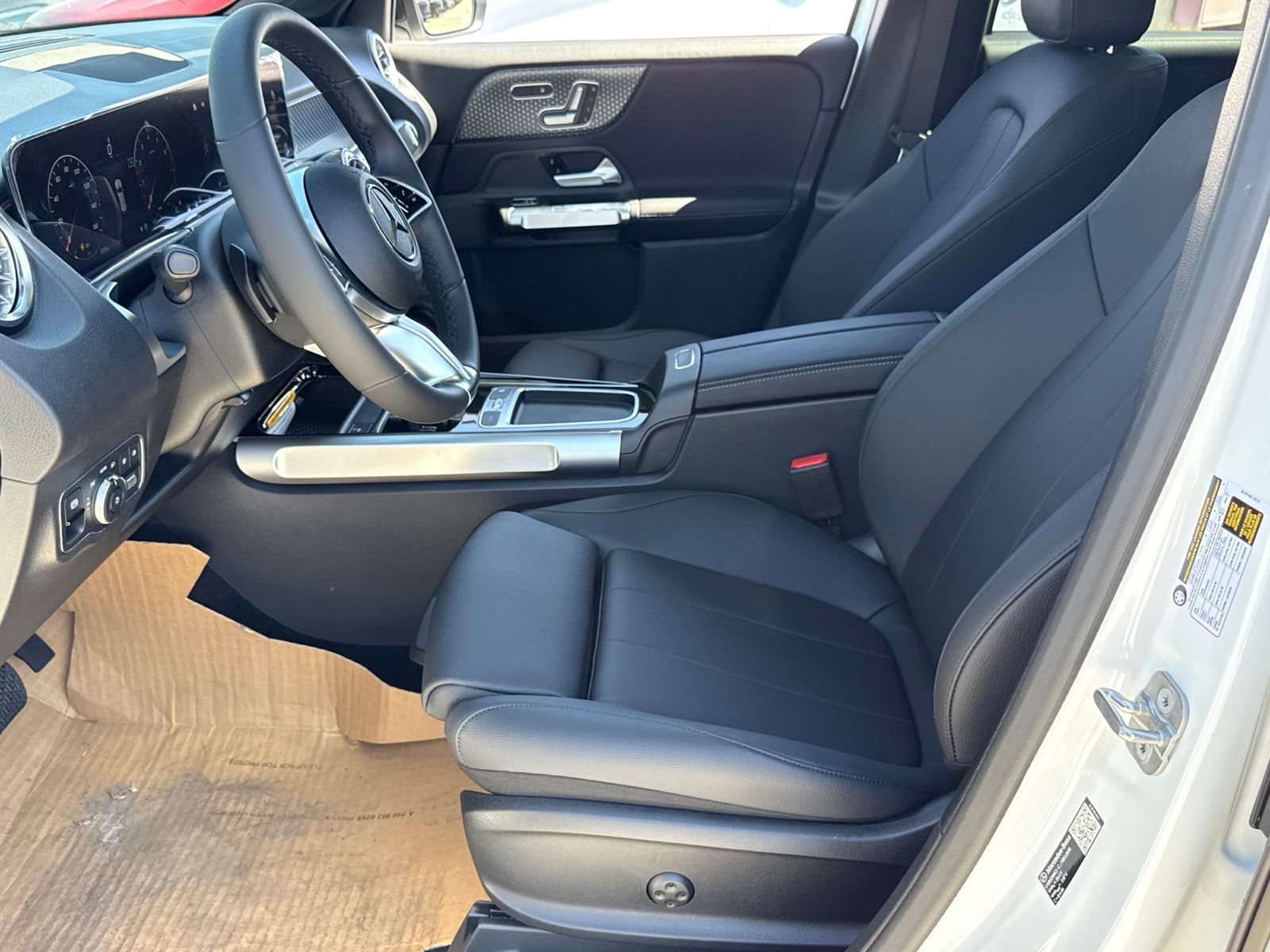 New 2026 Mercedes-Benz GLB 250 image 19