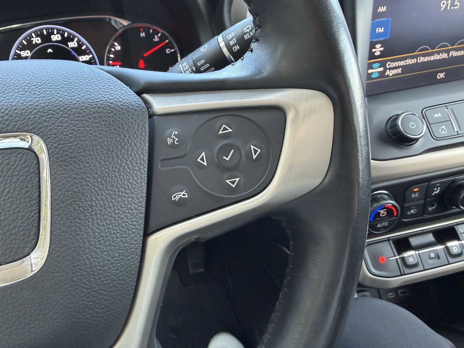 Used 2021 GMC Acadia Denali w/ Trailering Package image 15