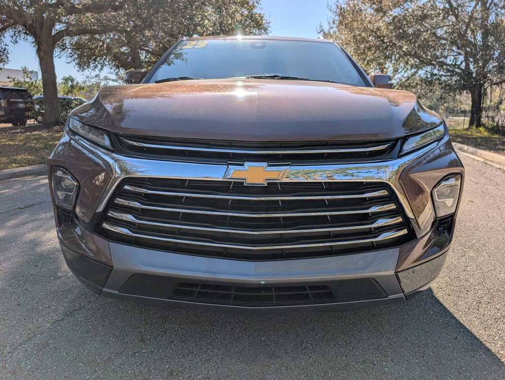 Used 2023 Chevrolet Blazer Premier image 2