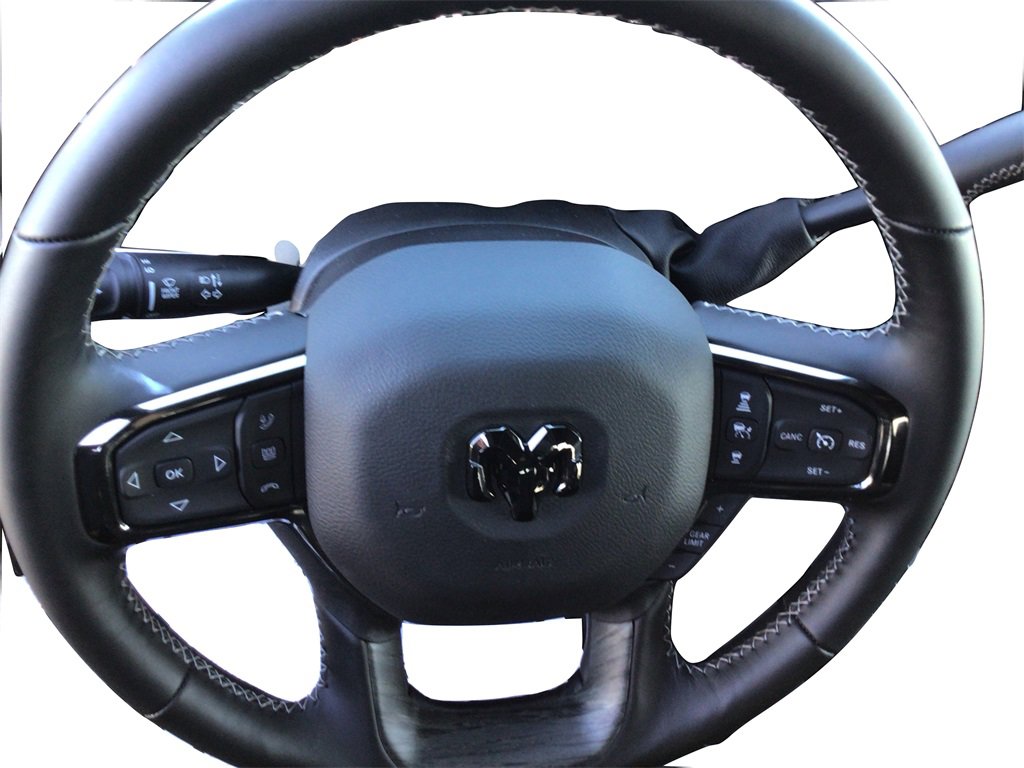 New 2025 RAM 2500 Limited image 17