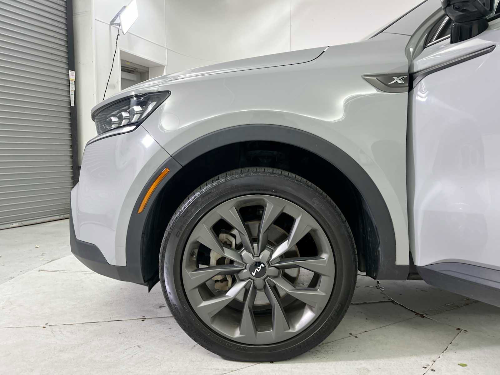 Used 2023 Kia Sorento SX Prestige image 25