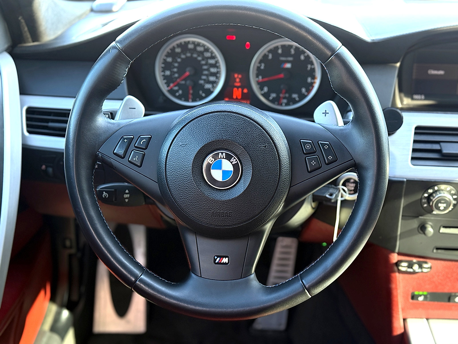 Used 2006 BMW M5 image 23