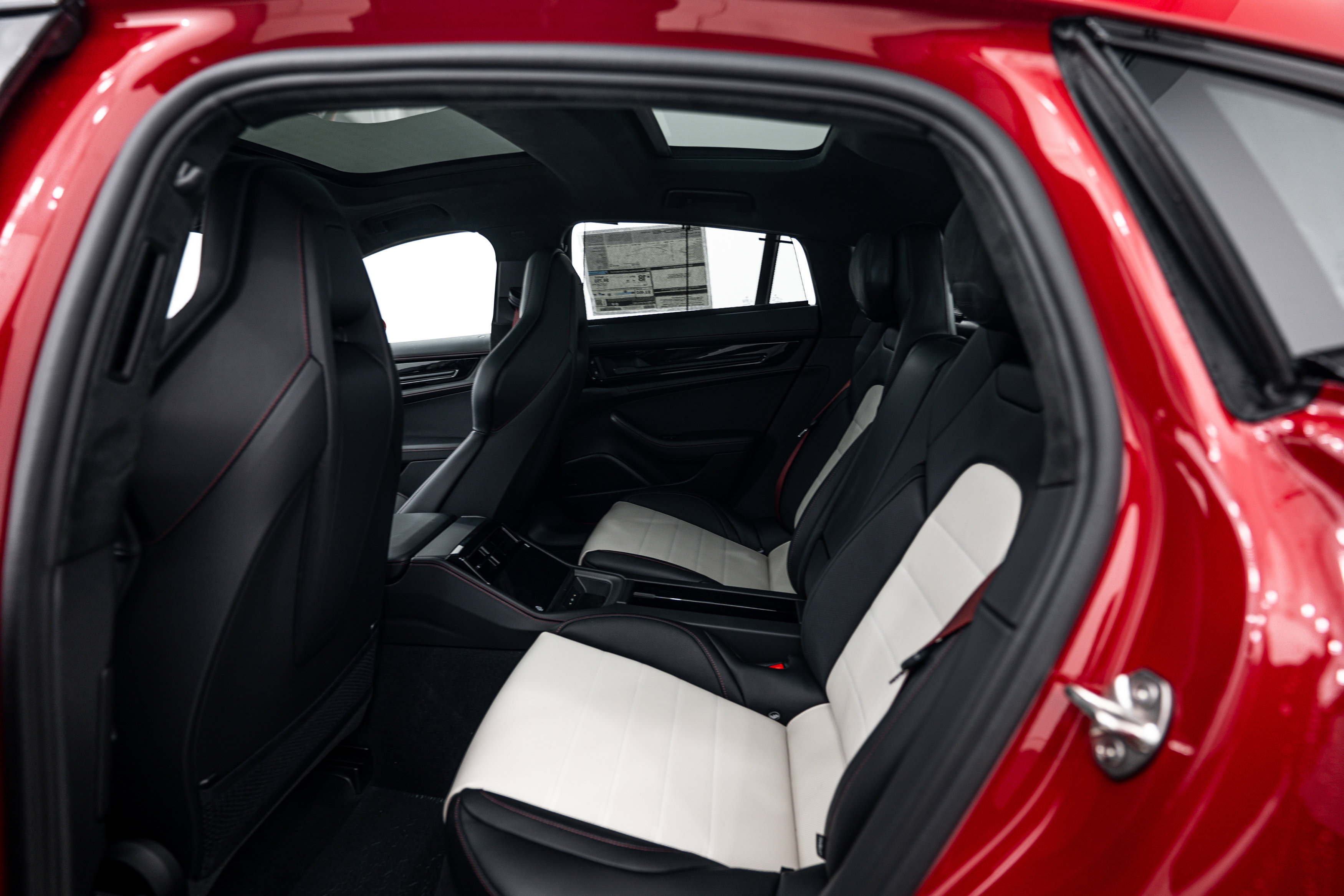 New 2026 Porsche Panamera GTS image 24