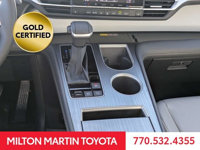 Certified 2026 Toyota Sienna XLE FWD image 23