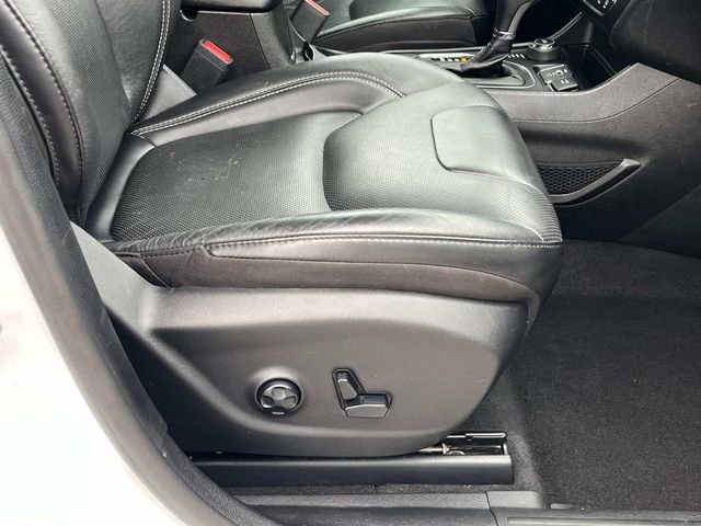 Used 2021 Jeep Cherokee Latitude Lux 80th Anniv w/ Quick Order Package 26U 80TH image 13