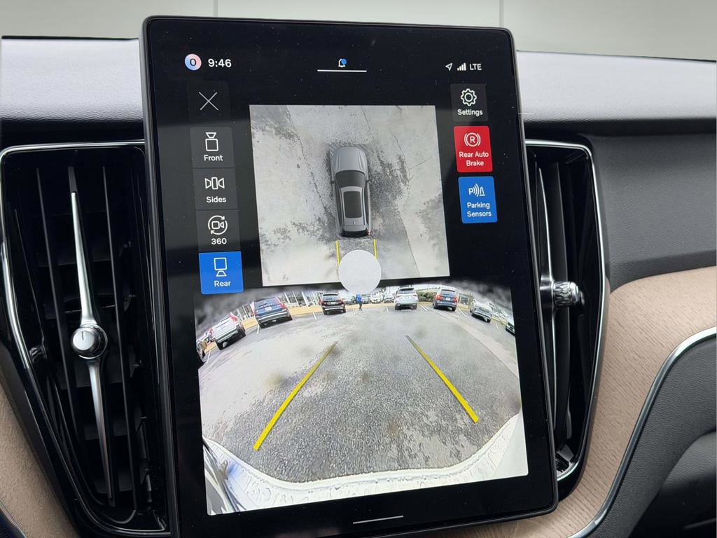 New 2026 Volvo XC60 T8 Plus AWD/4WD image 4