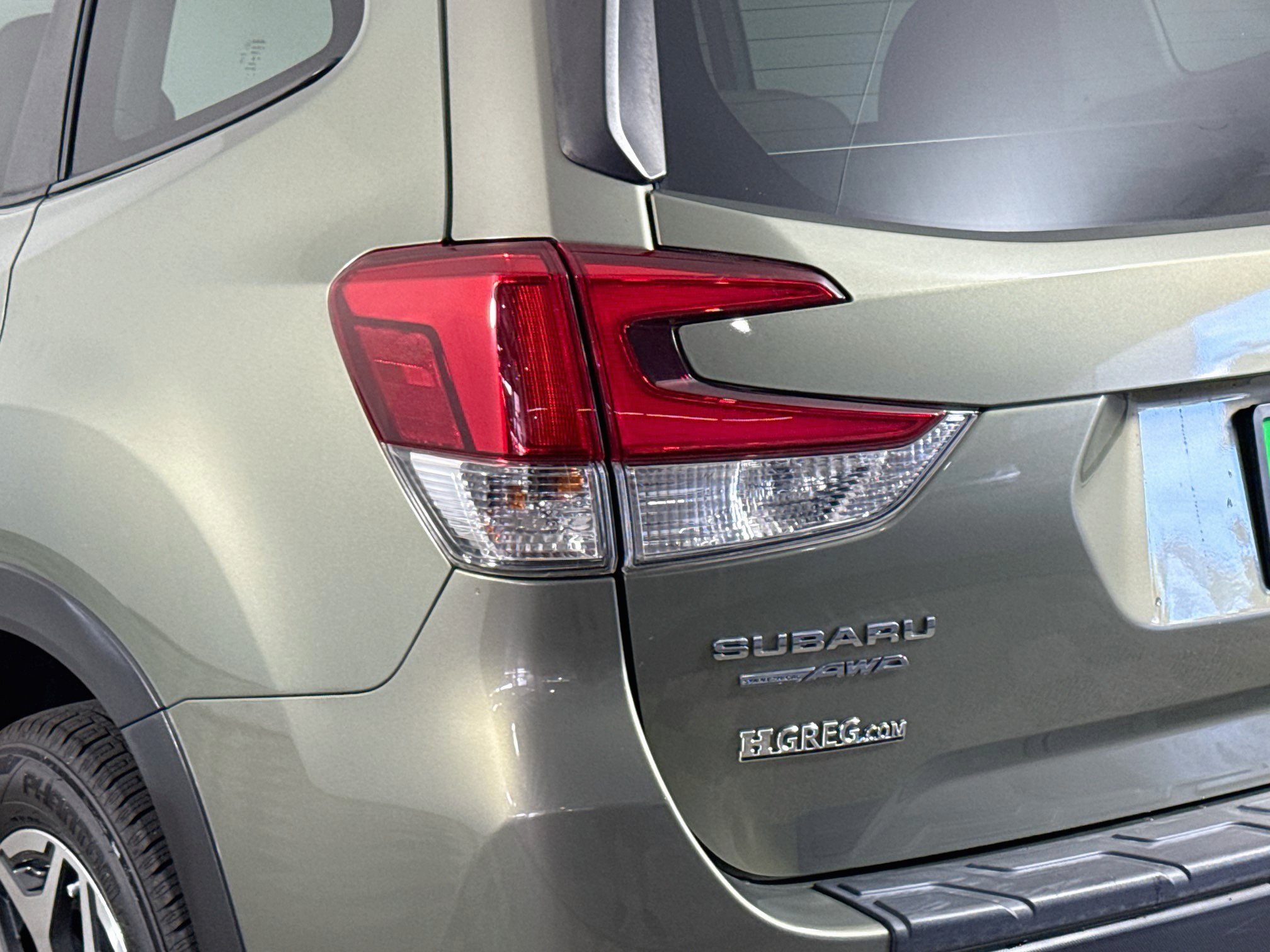 Used 2020 Subaru Forester Premium AWD/4WD image 36
