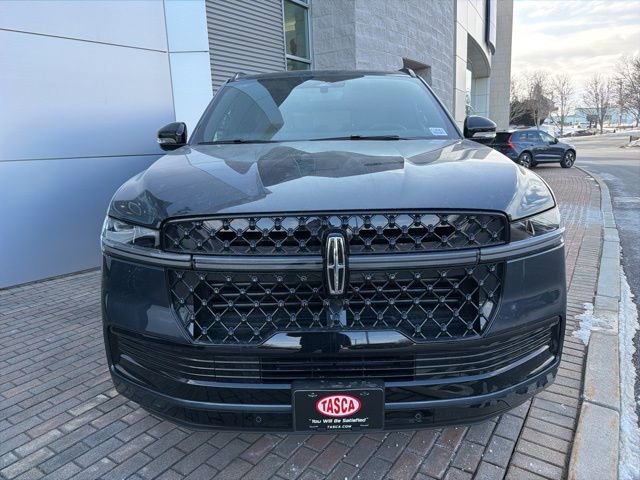 New 2026 Lincoln Navigator L Reserve w/ Jet Appearance Package image 2