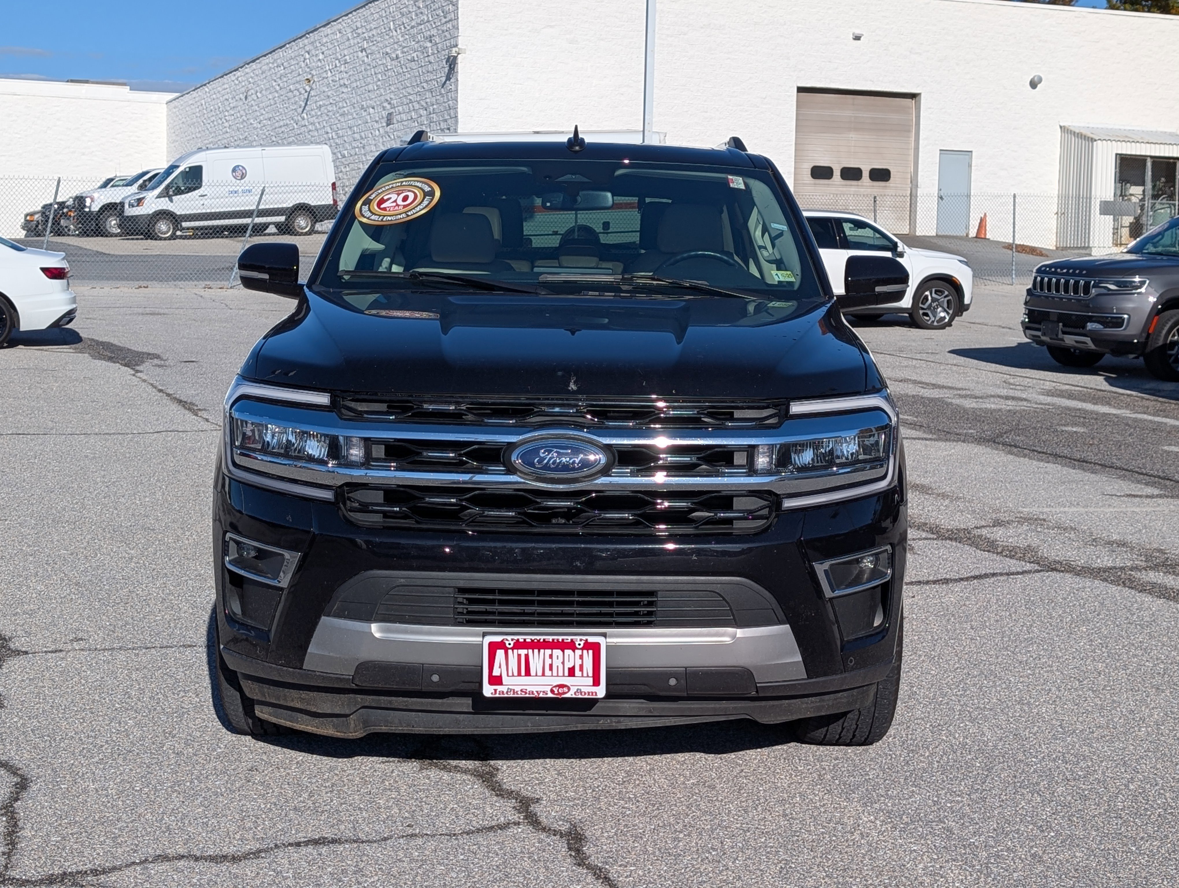 Used 2024 Ford Expedition Max Limited image 8