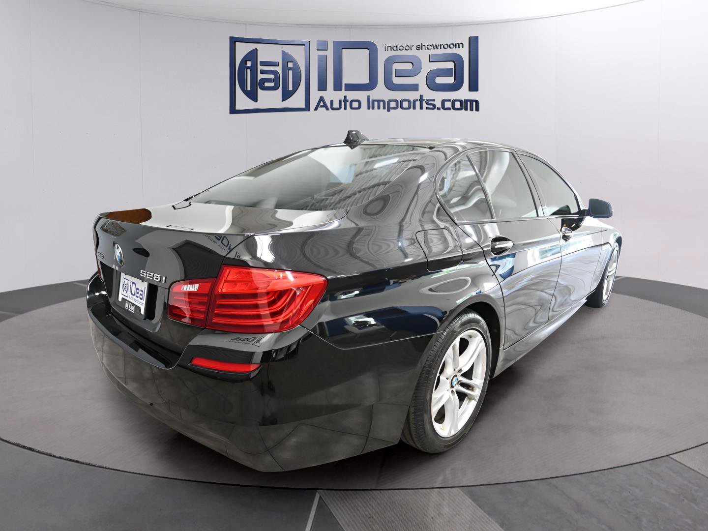 Used 2015 BMW 528i xDrive Sedan AWD/4WD image 6