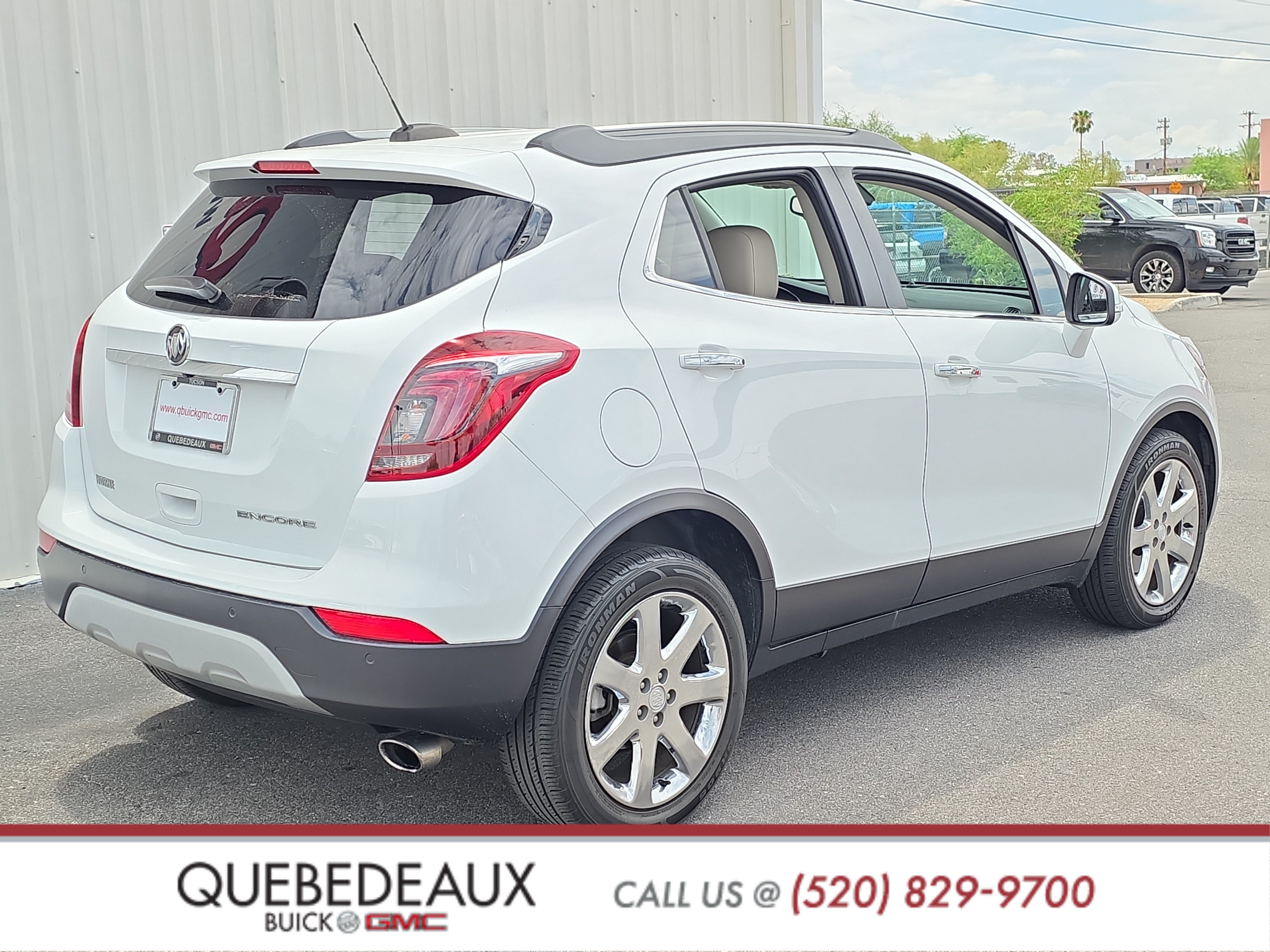 Used 2019 Buick Encore Essence w/ Experience Buick Package FWD image 8