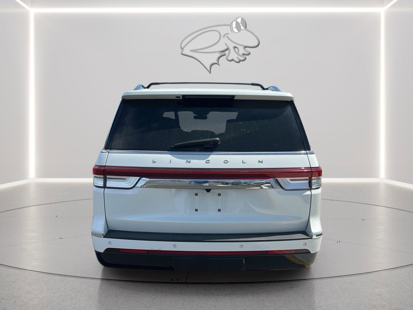 Used 2022 Lincoln Navigator L Reserve AWD/4WD image 4