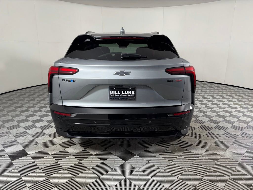 Used 2024 Chevrolet Blazer EV RS image 9