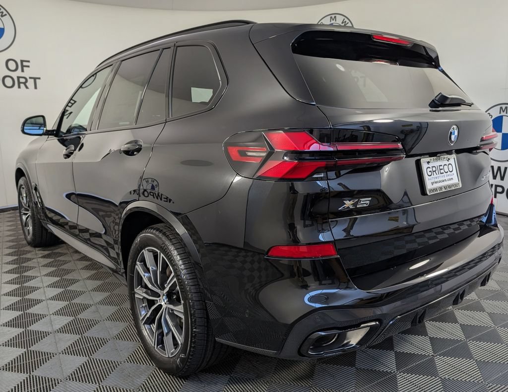 New 2026 BMW X5 xDrive40i w/ M Sport Package AWD/4WD image 8