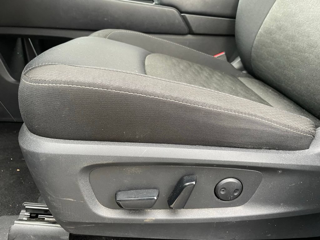 Used 2024 Nissan Pathfinder SV w/ Cargo Package FWD image 11