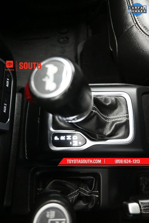 Used 2022 Jeep Wrangler Unlimited Sahara 4xe image 17