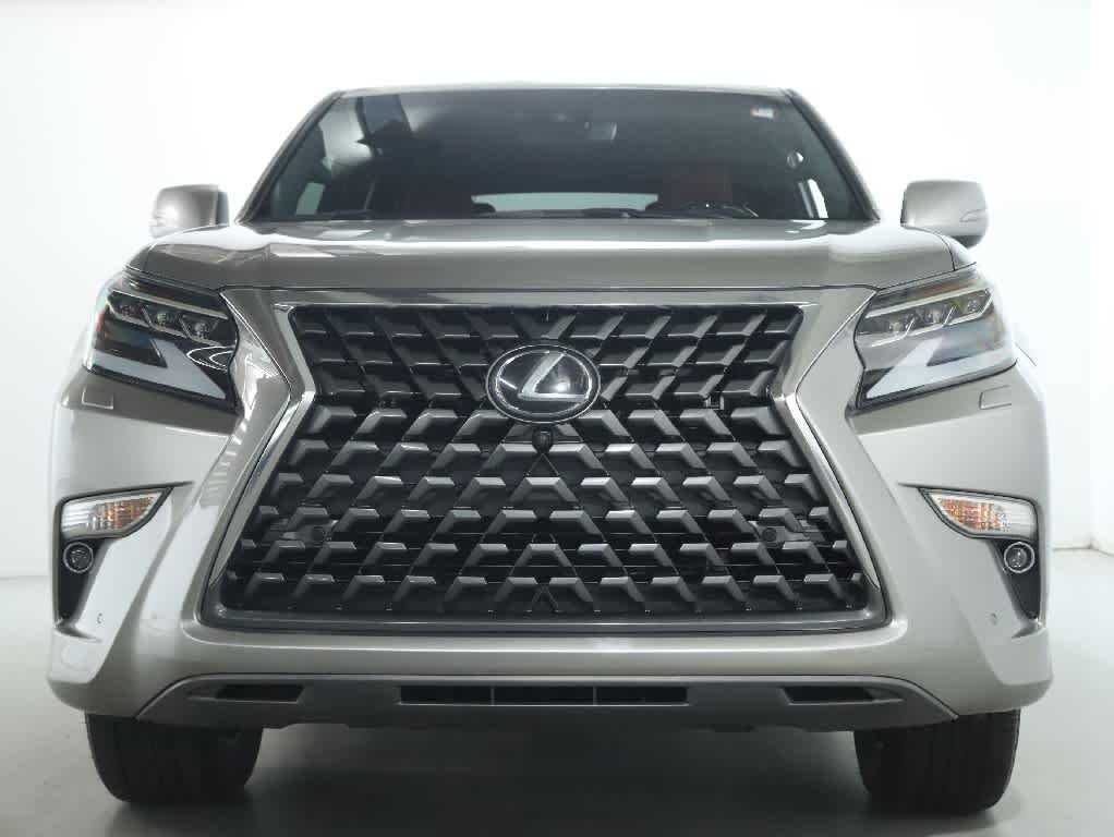 Used 2021 Lexus GX 460 Luxury w/ Accessory Package AWD/4WD image 5