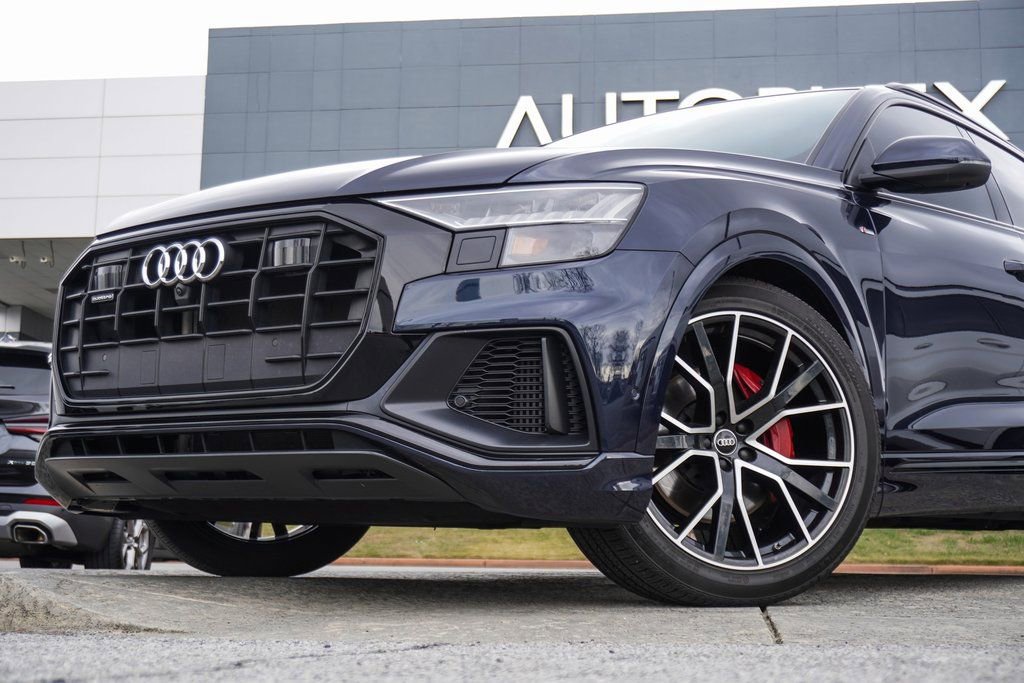 Used 2023 Audi Q8 Prestige w/ Prestige Package image 2